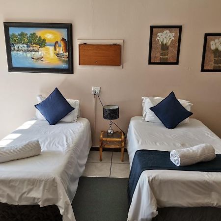 Hotel Neon Moon Welkom Zewnętrze zdjęcie